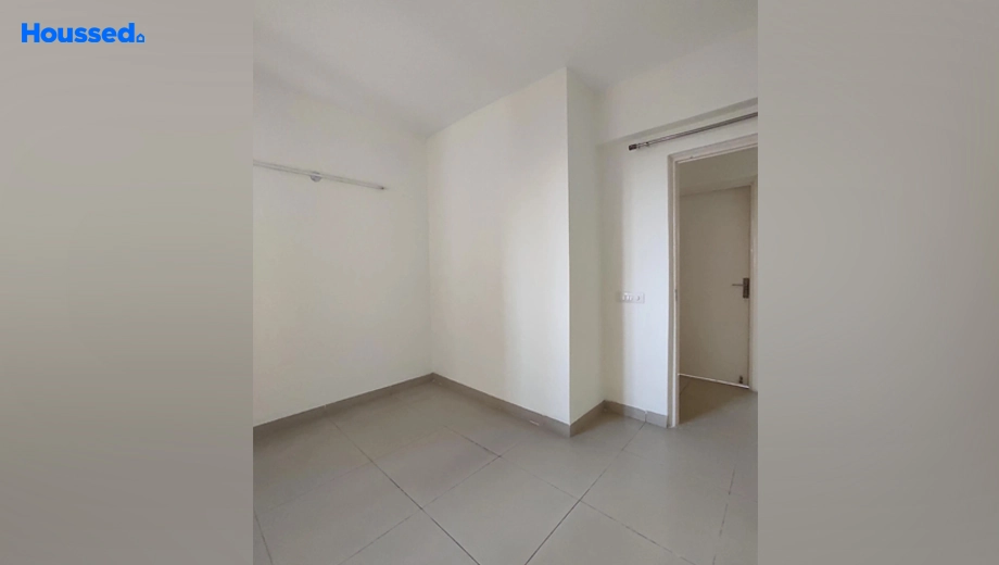 Project Image of 2 BHK Flat for Resale in Mahindra Aura, Sector 110 A - Image 139654