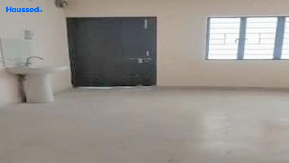 Project Image of 3 BHK Semi-Furnished Flat for Rent in Kutchery - Image 136404