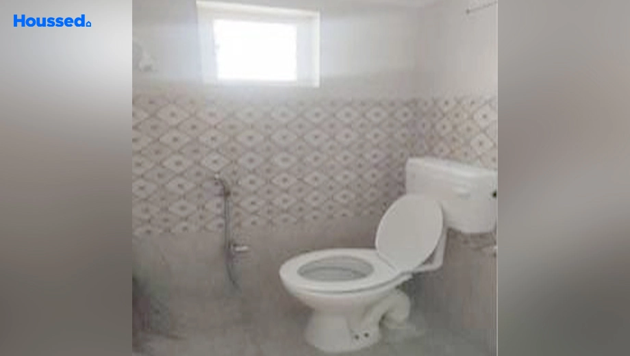 Project Image of 3 BHK Semi-Furnished Flat for Rent in Kutchery - Image 136405