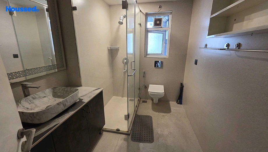 Project Image of 4 BHK Flat for Resale in DLF The Belaire, Sector 54 - Image 140331