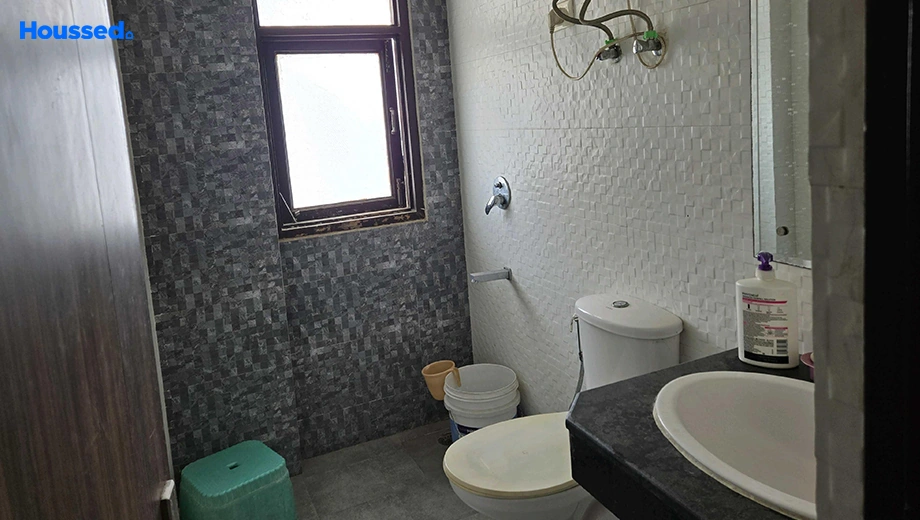 Project Image of 4 BHK Flat for Resale in Sector 43 - Image 140348