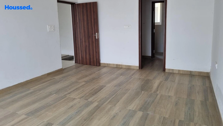Project Image of 5 BHK Flat for Resale in Sector 43 - Image 140417