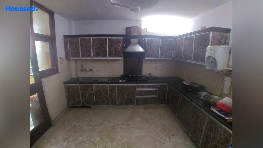 Project Image of 4 BHK Flat for Resale in Sector 52 - Image 140435