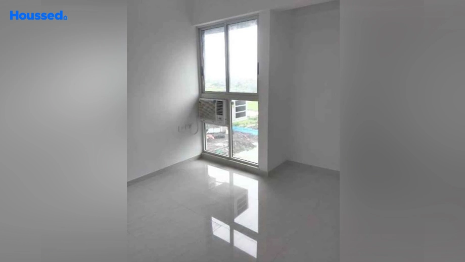 Amenities of 2 BHK Flat for Resale in Lodha Crown, Majiwada - Image 140528