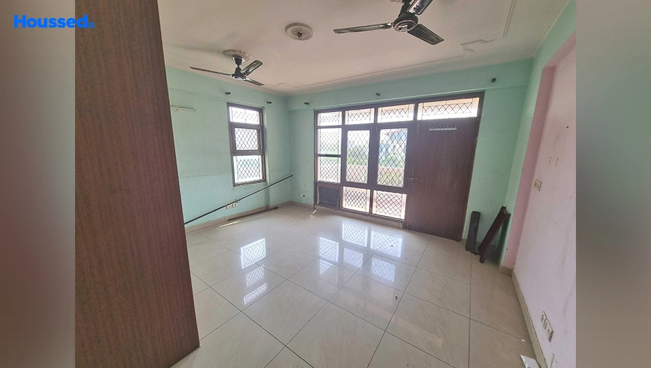 Project Image of 4 BHK Flat for Resale in Sector 52 - Image 140592