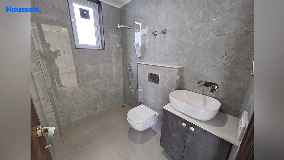 Project Image of 3 BHK Flat for Resale in Swaran Villa Friends Apartment, Sector 52 - Image 141053