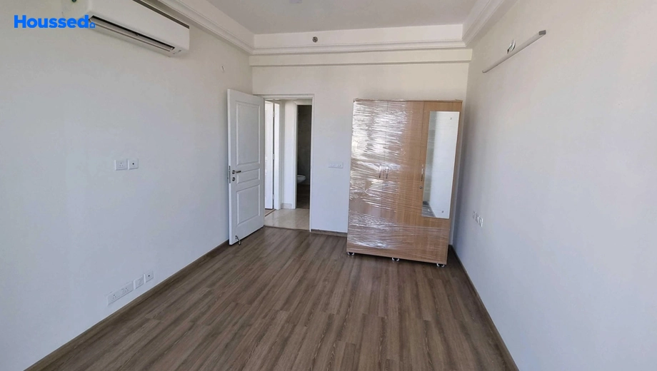 Amenities of 2 BHK Flat for Resale in Sector 70A - Image 141035