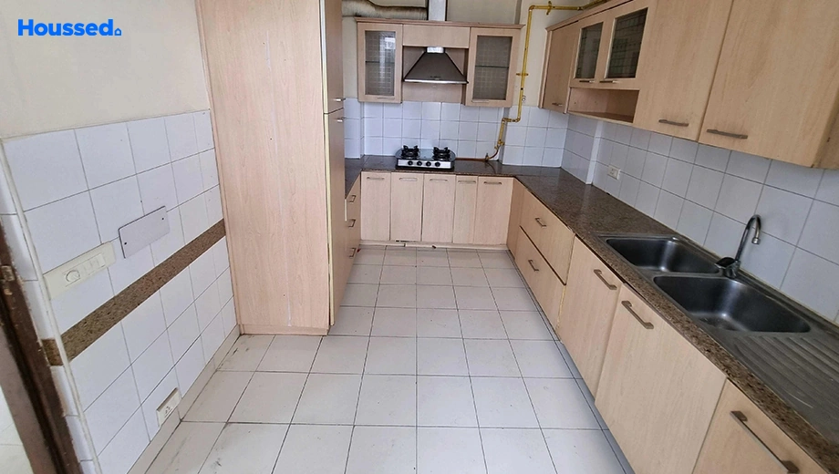 Project Image of 5 BHK Builder Floor for Resale in DLF Phase 2 - Image 141016
