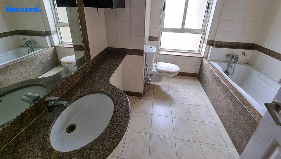 Sample Apartment of 3 BHK Flat for Resale in Unitech The Close South, Nirvana Country - Image 141005