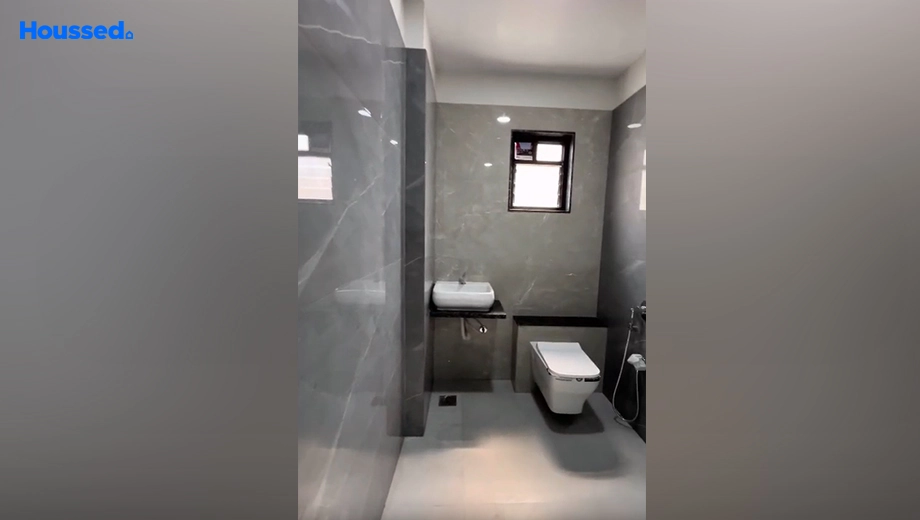 Project Image of 5 BHK House/Villa for Resale in Vesu - Image 141787