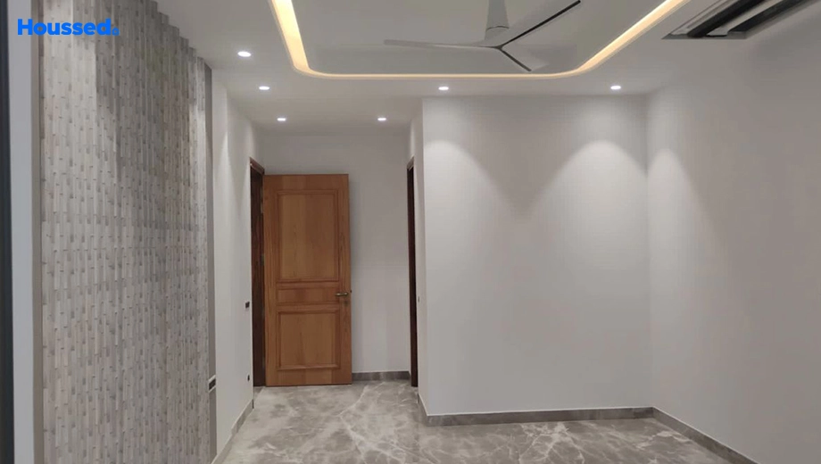 Project Image of 4 BHK Builder Floor for Resale in DLF Phase 2 - Image 141417