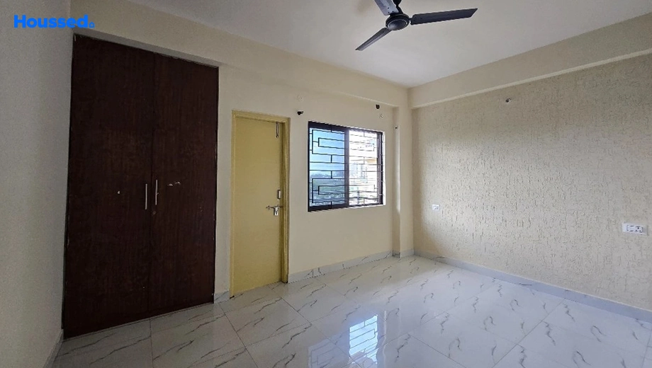 Amenities of 2 BHK Semi-Furnished Flat for Rent in Kathalmore - Image 142456