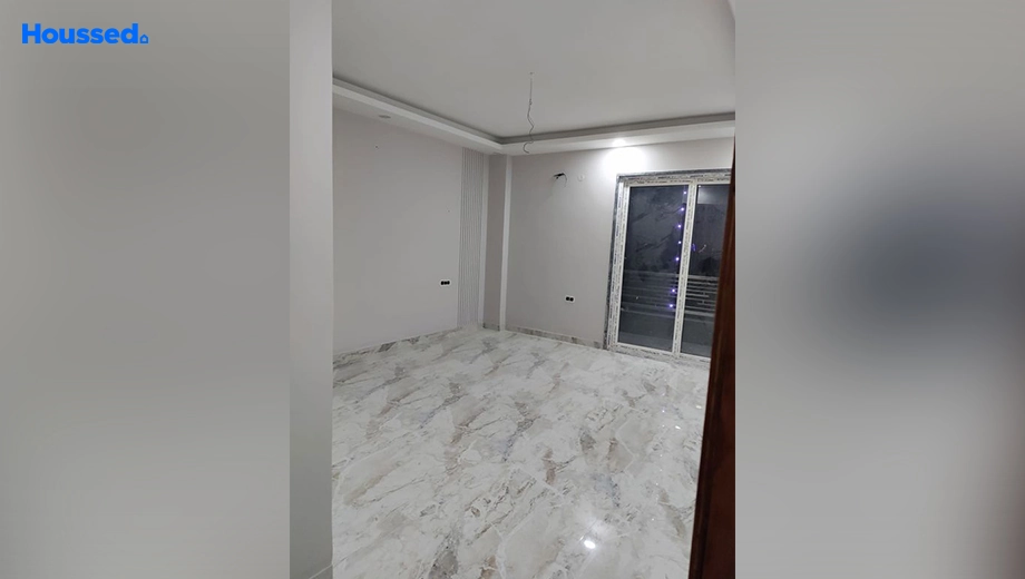 Project Image of 4 BHK Semi-Furnished Flat for Rent in Sector 5 - Image 141738