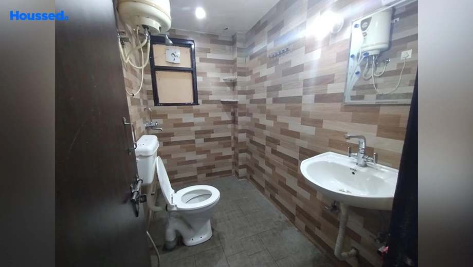 Project Image of 2 BHK Semi-Furnished Builder Floor for Rent in DLF Phase 5 - Image 141836