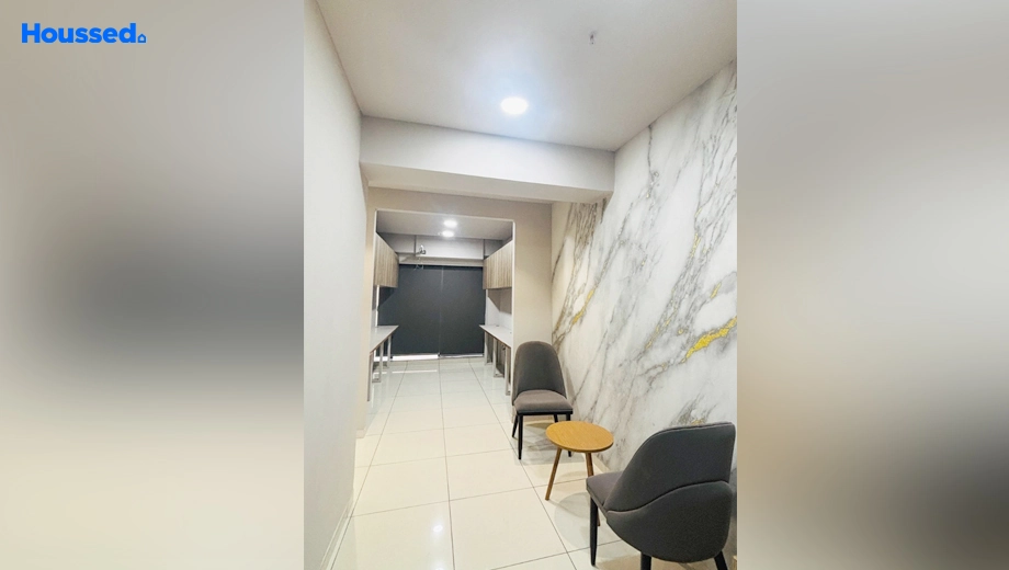 Project Image of Office Space for Rent in Krishna Beacon, Vaishnodevi Circle - Image 141843