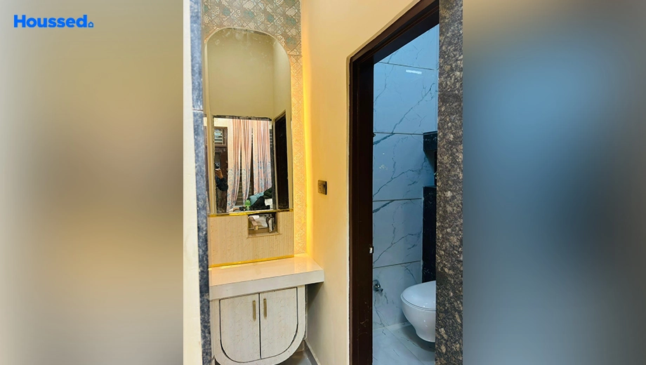Project Image of 4 BHK House/Villa for Resale in Gandhi Path - Image 142769