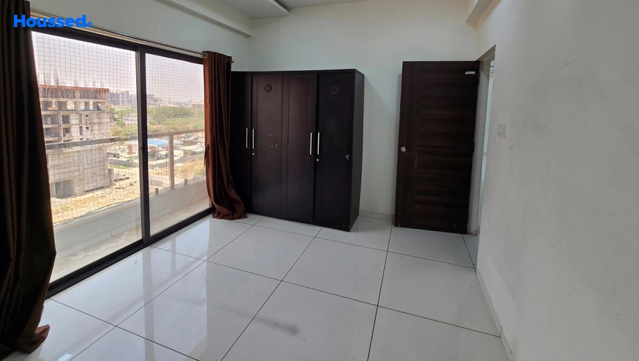 Project Image of 3 BHK Semi-Furnished Flat for Rent in Harni - Image 143021