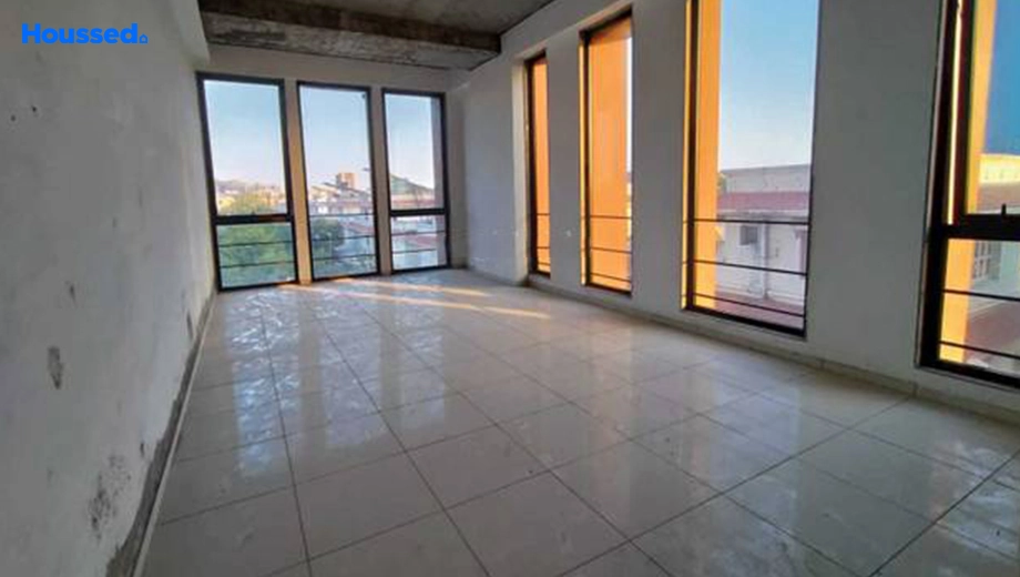 Project Image of Office Space for Rent in Krishna Beacon, Vaishnodevi Circle - Image 143085