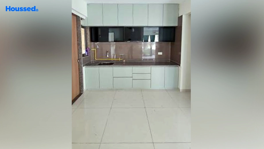 Project Image of 3 BHK Furnished Flat for Rent in Shree Sharanam Sky, Sargasan - Image 144144