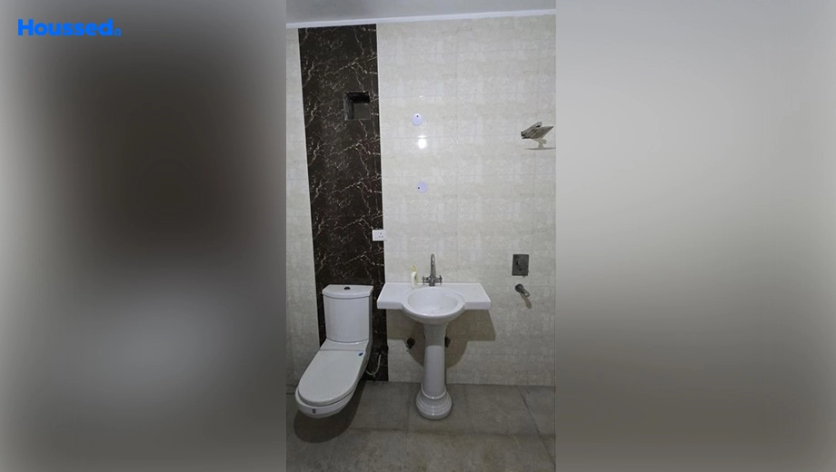Project Image of 4 BHK Semi-Furnished Builder Floor for Rent in Sector 15A - Image 144532