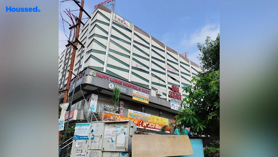 Project Image of Shop & Showroom for Resale in Fortune Gateway, Chhani - Image 144934
