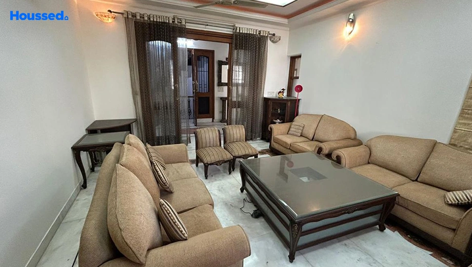 Project Image of 6 BHK Semi-Furnished Flat for Rent in Sector 15A - Image 145005