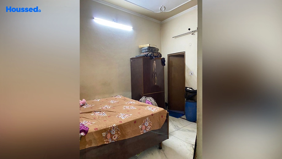Project Image of 6 BHK Semi-Furnished Flat for Rent in Sector 15A - Image 145009