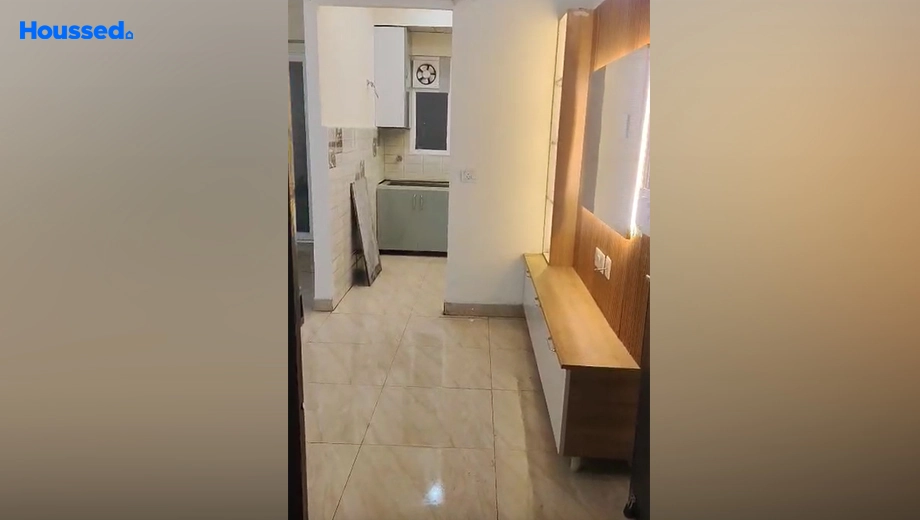 Project Image of 2 BHK Flat for Resale in Gaur City 7th Avenue, Sector 16 C - Image 145401