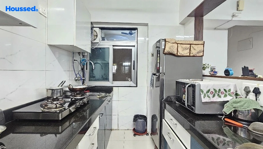 Amenities of 2 BHK Flat for Resale in Mayfair The View, Vikhroli West - Image 146172
