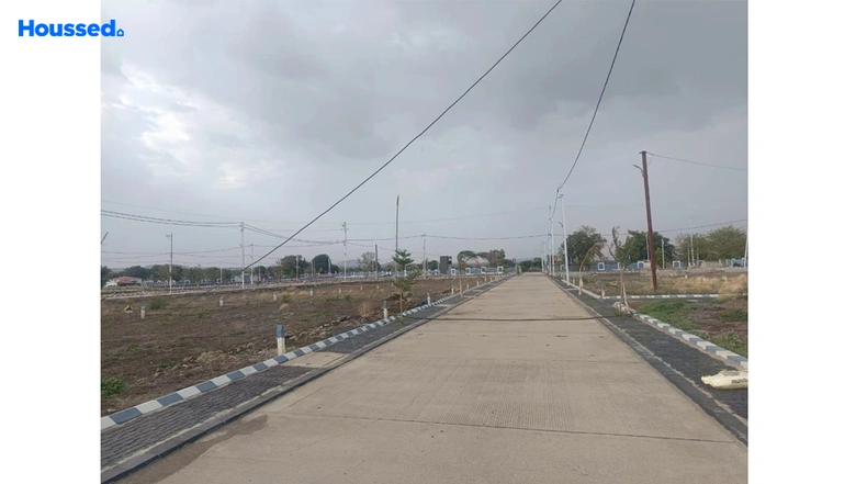 Project Image of Housing Plot/Residential Land for Resale in Khandwa Road - Image 7038