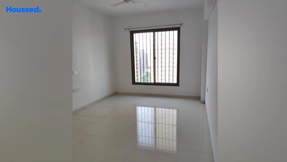 Project Image of 4 BHK Flat for Resale in Happy Celebrity Greens, Vesu - Image 147365