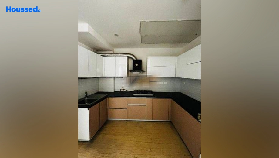 Project Image of 3 BHK Flat for Resale in Mahagun Mezzaria, Sector 78 - Image 149117
