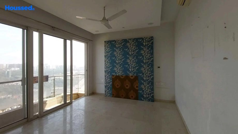Project Image of 3 BHK Semi-Furnished Flat for Rent in Lodha Fiorenza, Goregaon East - Image 149325