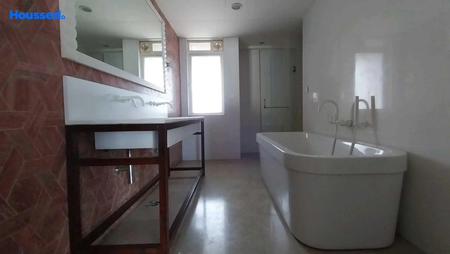 Project Image of 5 BHK Semi-Furnished Flat for Rent in Lodha Fiorenza, Goregaon East - Image 149402