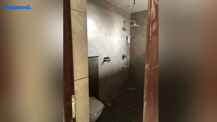 Amenities of 3 BHK Semi-Furnished Flat for Rent in Mullanpur Garibdass - Image 149809