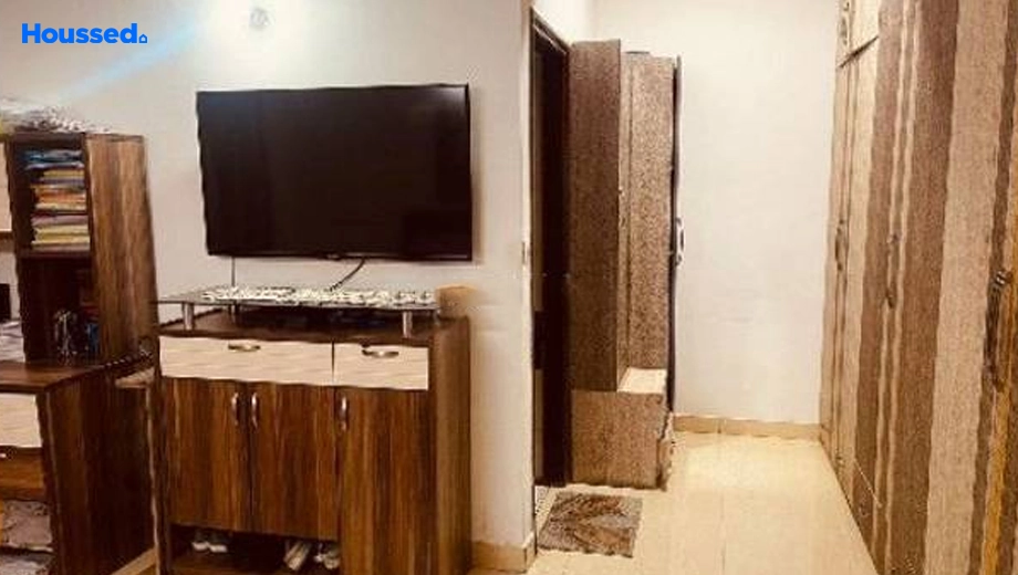 Project Image of 2 BHK Semi-Furnished Flat for Rent in Amore - Wave City Center, Sector 32 - Image 149846