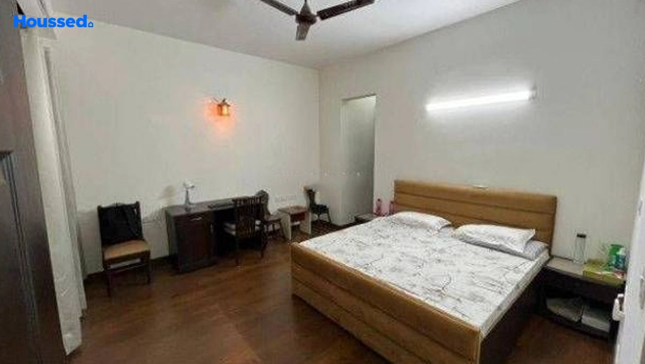 Project Image of 4 BHK Semi-Furnished Flat for Rent in Amore - Wave City Center, Sector 32 - Image 150169