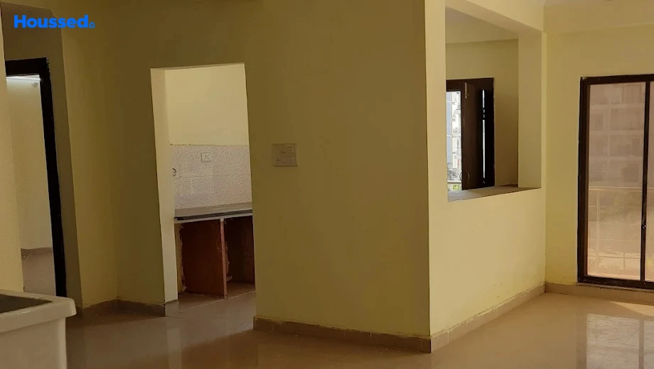 Project Image of 2 BHK Flat for Resale in Macker Silver Estate Vertica, Katara Hills - Image 150267