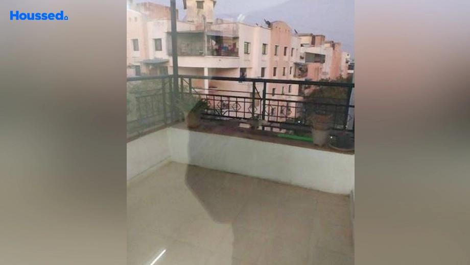 Project Image of 3 BHK Flat for Resale in Mantra 29 Gold Coast, Vishrantwadi - Image 152636