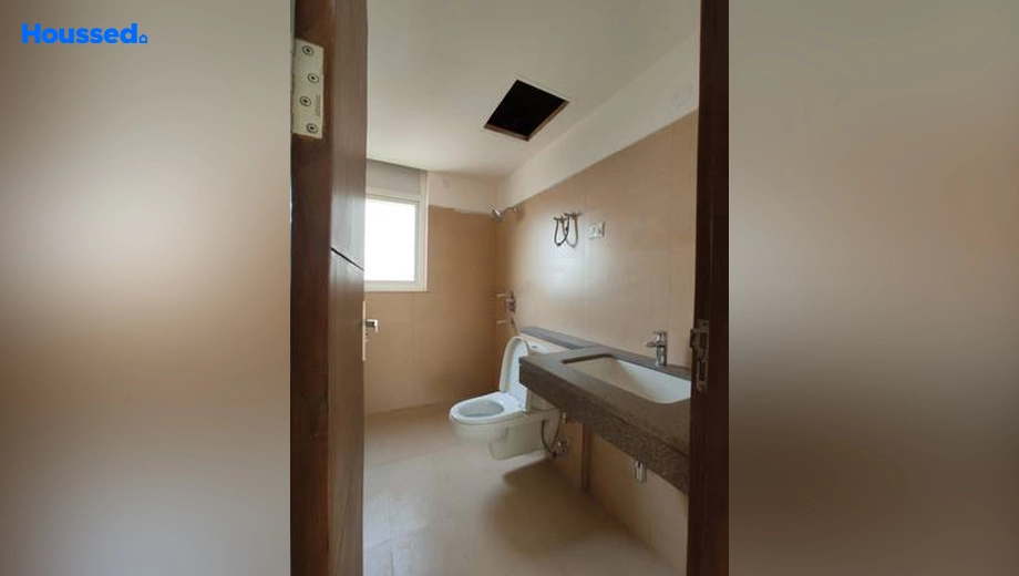 Project Image of 4 BHK Semi-Furnished Flat for Rent in Puri Diplomatic Greens, Sector 111 - Image 152978