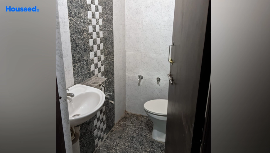 Project Image of 2 BHK Flat for Resale in Sahjanand Status, Sargasan - Image 153053