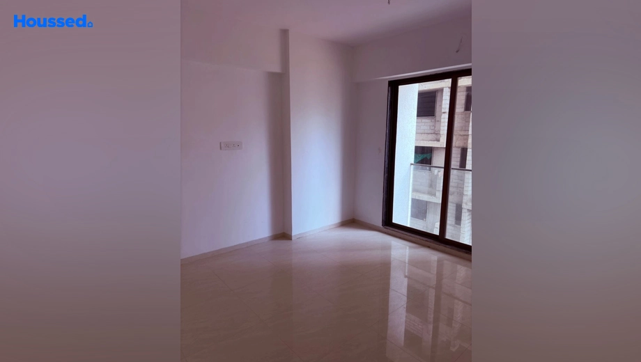 Project Image of 3 BHK Flat for Resale in Pramukh Revanta, Vesu - Image 153822