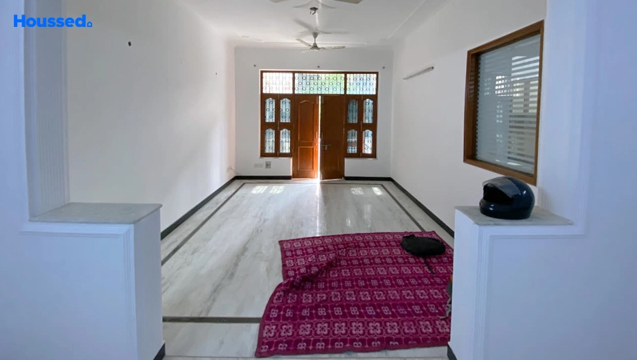 Project Image of 3 BHK Semi-Furnished Flat for Rent in Sector 46 - Image 153636