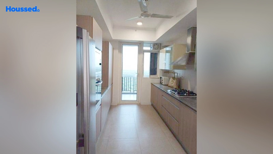 Project Image of 4 BHK Flat for Resale in DLF Park Place, Sector 54 - Image 154774