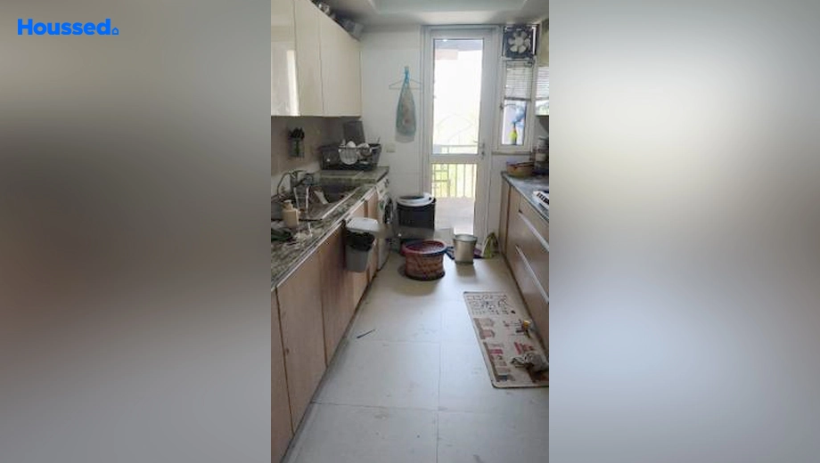 Project Image of 3 BHK Semi-Furnished Flat for Rent in DLF Park Place, DLF Phase 5 - Image 154999