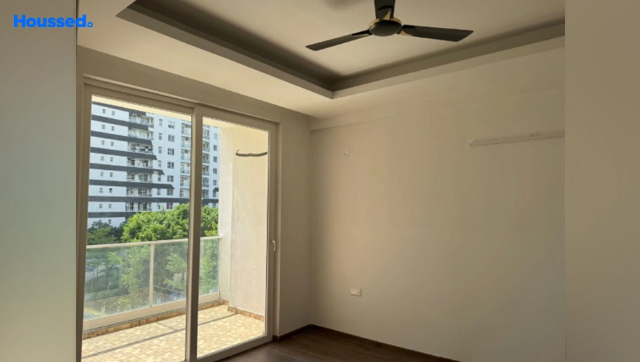 Project Image of 3 BHK Semi-Furnished Flat for Rent in Omaxe The Lake, Mullanpur - Image 155107