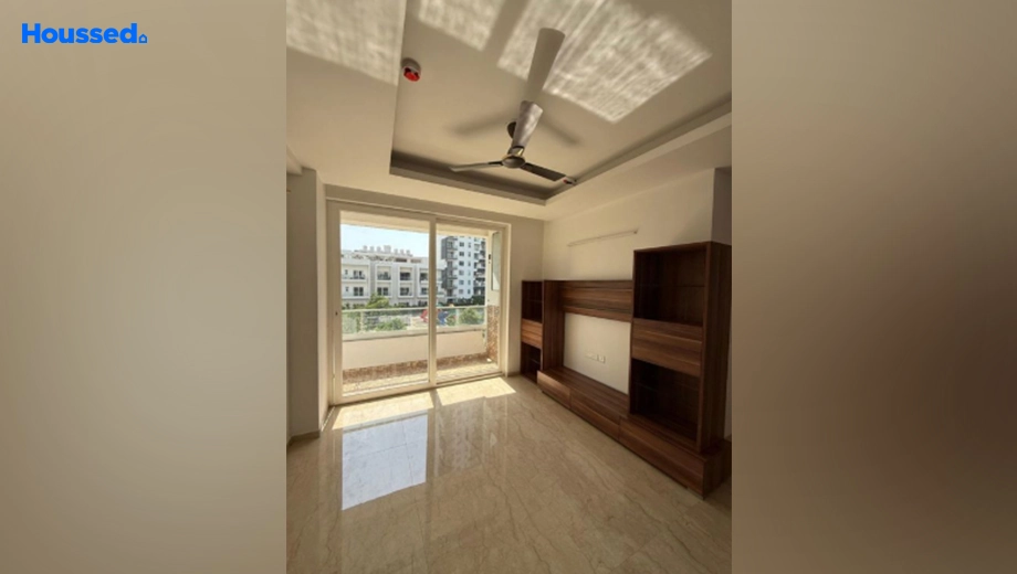 Project Image of 3 BHK Semi-Furnished Flat for Rent in Omaxe The Lake, Mullanpur - Image 155111