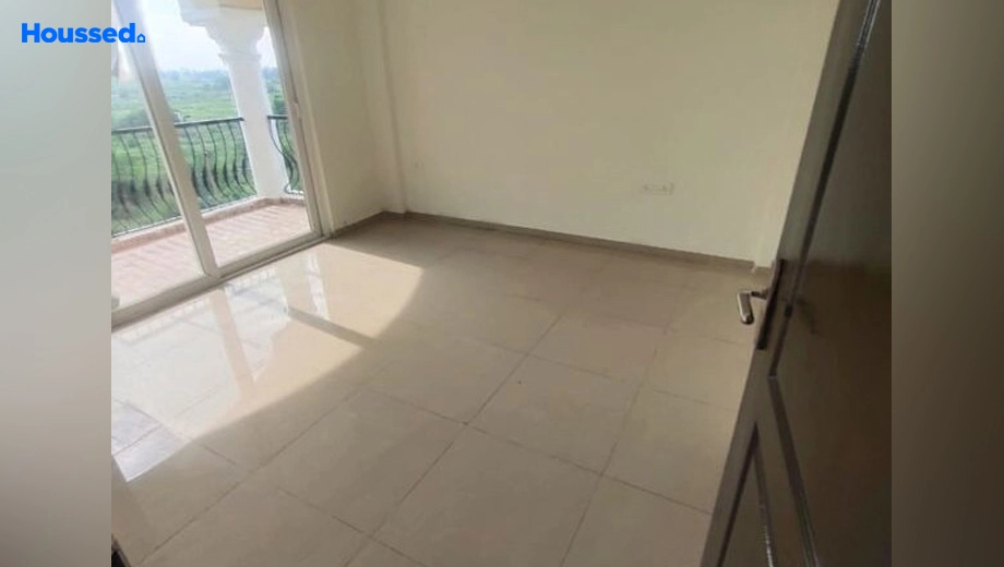 Project Image of 2 BHK Semi-Furnished Flat for Rent in Omaxe The Lake, Mullanpur - Image 155178