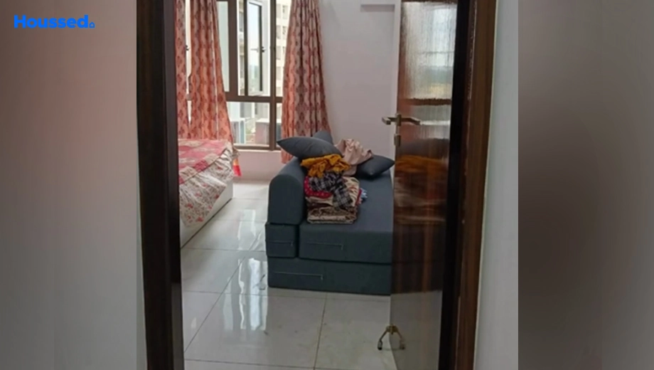 Project Image of 3 BHK Semi-Furnished Flat for Rent in Godrej Platinum, EM Bypass - Image 155529