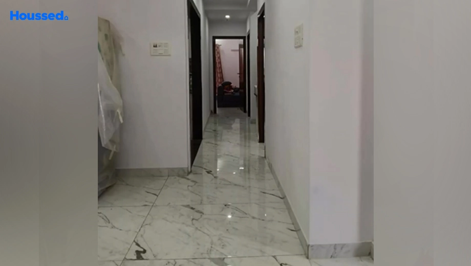 Project Image of 3 BHK Semi-Furnished Flat for Rent in Godrej Platinum, EM Bypass - Image 155525